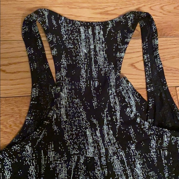 Tank top - Picture 6 of 8